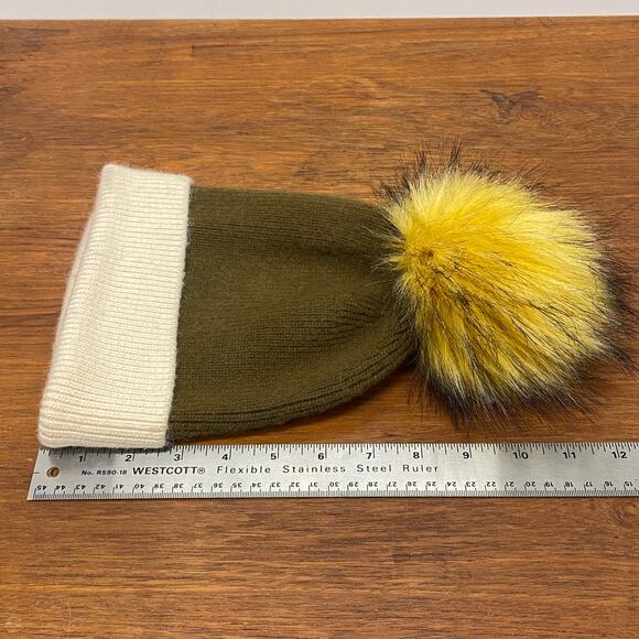 NORLA Canada Faux Fur Top‎ Pom Cuffed Knit Slouch Beanie Toque Hat Anthropologie - Picture 9 of 9